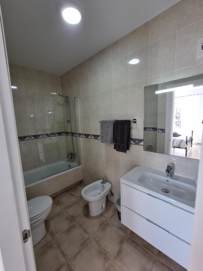 South Facing Apartment, Fantastic Sea Views,Terrace, 300M Beach 모야카 외부 사진